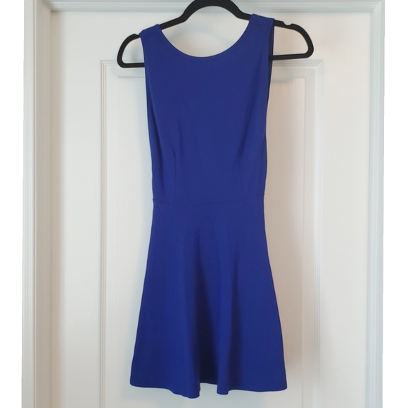 American Apparel Backless Skater Dress - Picture 4 of 6